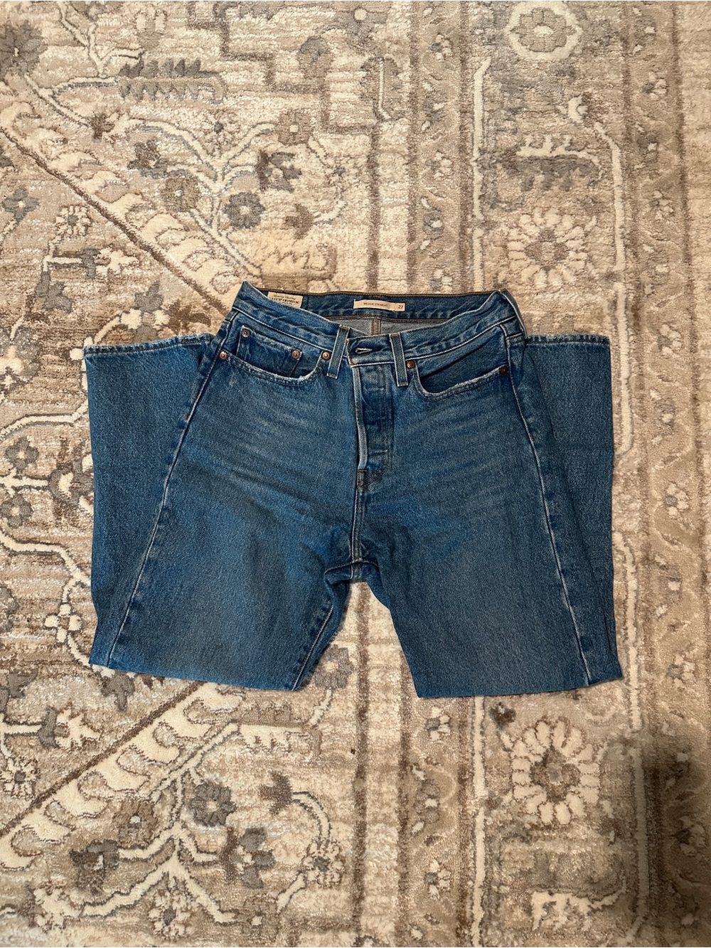 Levi's Medium Blue Wedgie Straight Women's Jeans